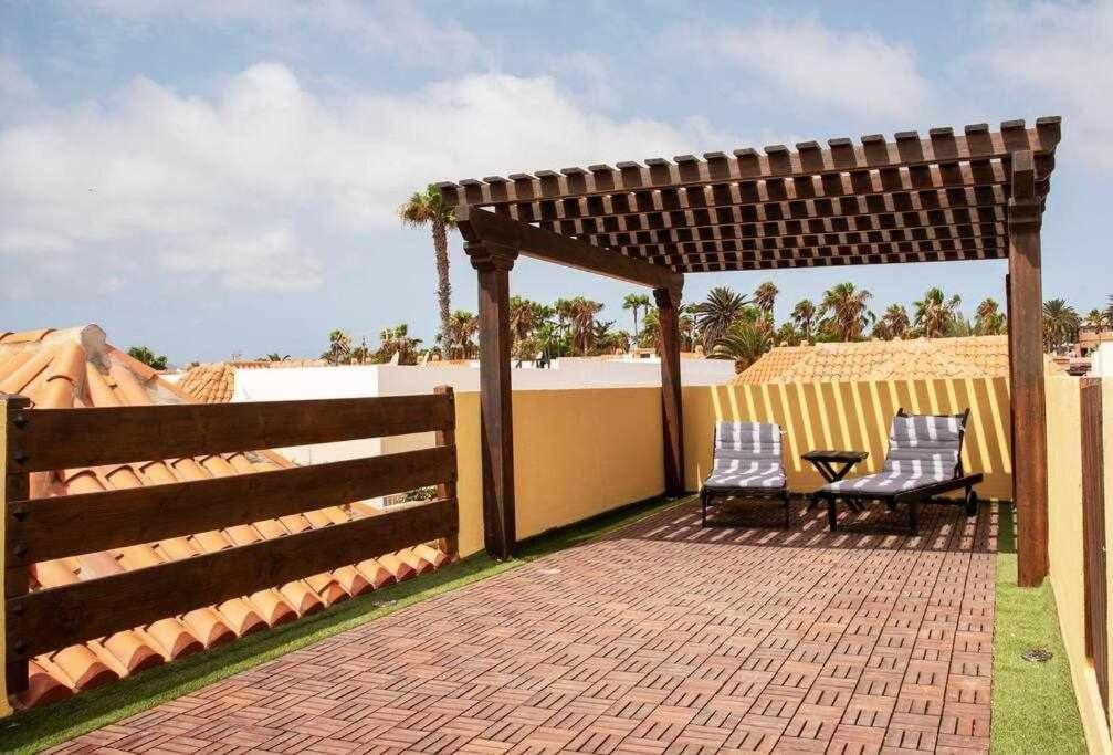 Aurora Mari Villa Your Dream Steps From The Ocean Shore Caleta De Fuste Exteriér fotografie