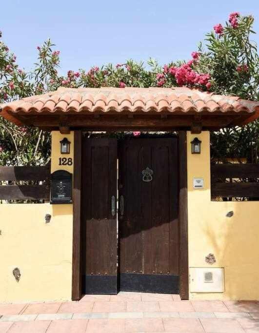 Aurora Mari Villa Your Dream Steps From The Ocean Shore Caleta De Fuste Exteriér fotografie